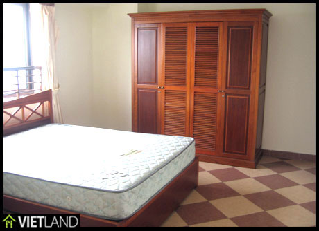 3 bed flat in 27 Huynh Thuc Khanh