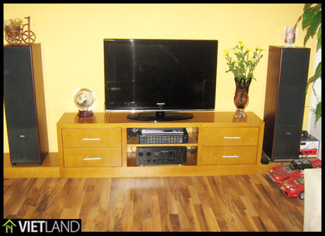 Apartment for rent in Ha Noi, facing to Giang Vo Lake, 15-17 Ngoc Khanh Building, 3 beds, full furnishing