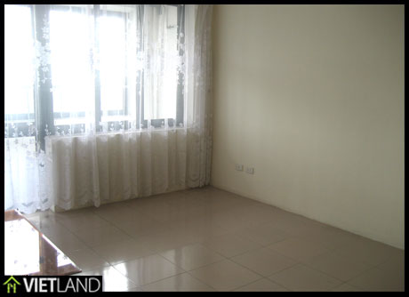 Partial furnished apartment for rent in Ha Noi, Building M3- M4 Nguyen Chi Thanh