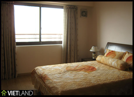 3 bedroom apartment for rent in Ha Noi
