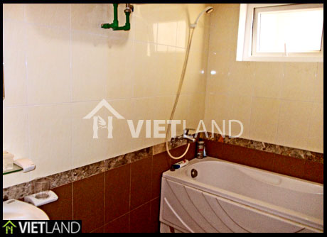 Apartment for rent in Building M5 Nguyen Chi Thanh street, Dong Da district, Ha Noi