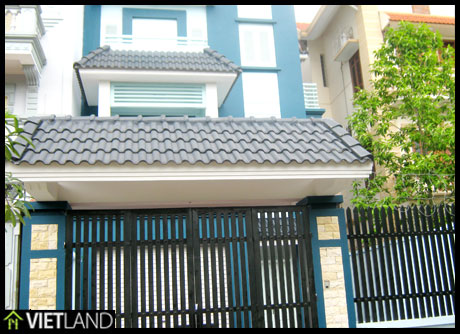 Brand new house with 4 bedrooms in Dong Da district for rent now