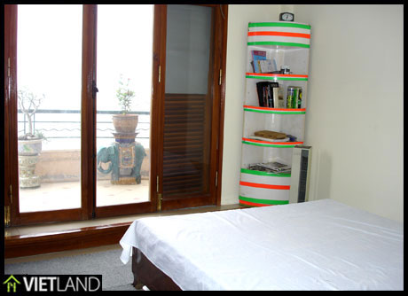 House for rent in Ha Noi, 2 beds, full fur, great view to the Lake