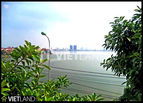 House facing to the Grand Lake for rent in Tay Ho district, Ha Noi