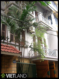 House for rent in Ha Noi, 3 beds, full fur, WestLake Area 