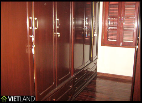 House close to the Ha Noi Zoo for rent in Ba Dinh district, Ha Noi