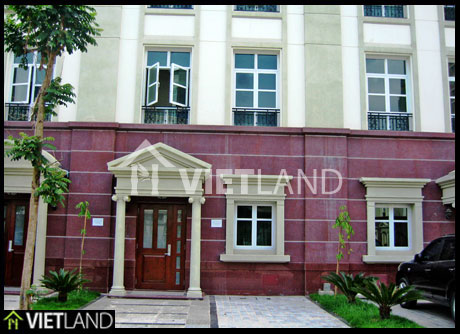 Fine house for rent in Ha Noi, Ba Dinh district, near Golden Westlake Building