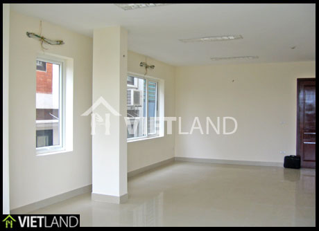 Office space for rent in Ha Noi, on Kim Ma Street, Ba Dinh district, close to Ha Noi Zoo