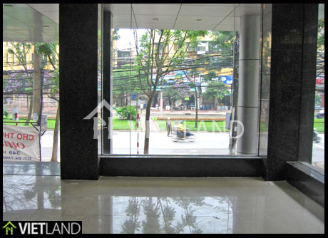 Office building to lease on Hoang Quoc Viet Road, Cau Giay district