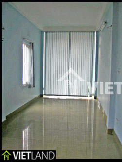Tall house for rent as office in Dong Da district, Ha Noi