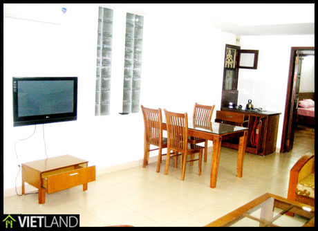Bright flat with service in the downtown of Ha Noi