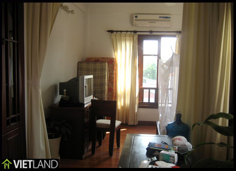 Serviced apartment for rent in Ha Noi, facing to Truc Bach Lake 