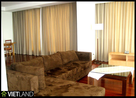 Charming lakeview –serviced apartment with for rent in Ha Noi, 2 beds, full furnished