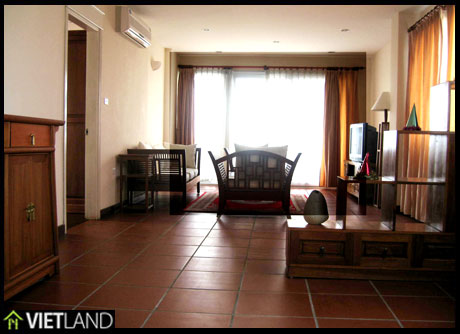 Serviced apartment for rent in Ha Noi, high floor, facing to Truc Bach Lake 