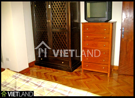 2 beds apartment for rent in a serviced building located near VinCom Towers, Ha Noi