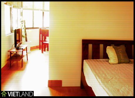 Serviced apartment for rent close to Truc Bach lake, Ba dinh district, Ha Noi, 5 minute walk to the lake