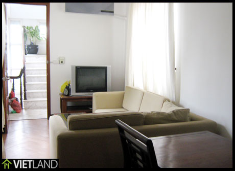 Serviced apartment for rent close to Ha Noi Flower Market in Tay Ho District 