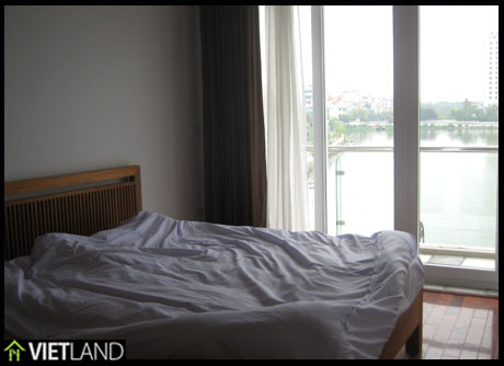 Lakeview serviced apartment for rent facing to West Lake, Ha Noi