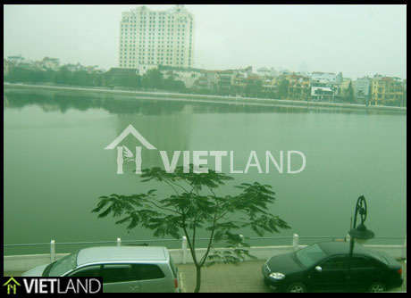 2 beds apartment for rent in a serviced building located near VinCom Towers, Ha Noi