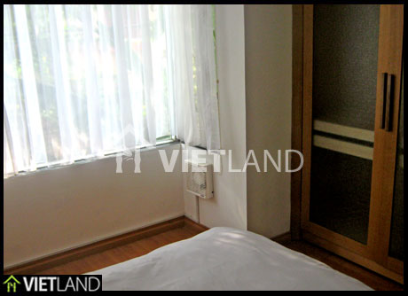 Spacious serviced flat for rent near Australian Embassy In Ha Noi