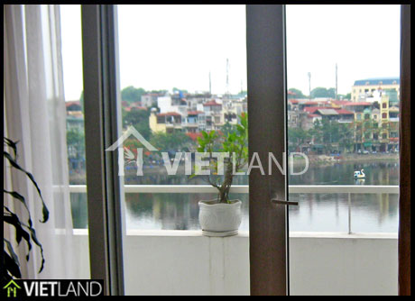 Truc Bach lake-viewing apartment with service for rent in Ba Dinh district, Ha Noi
