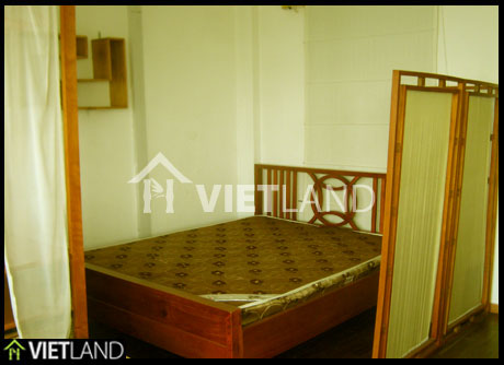 Studio with lake view to Truc Bach lake for rent in Ba Dinh district, Ha Noi 