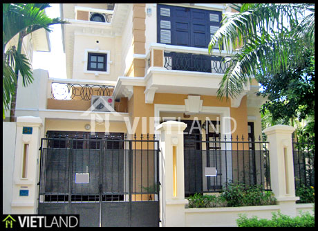 3-storey villa in T2 Ciputra, 3 large bedrooms for rent in West Lake Area