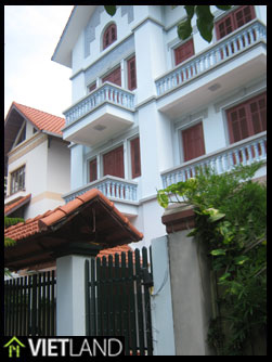 Villa for rent near the Hoa Binh Tower on Hoang Quoc Viet Road, Cau Giay district, Ha Noi
