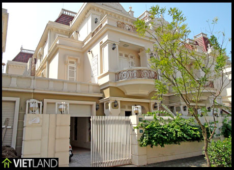 Villa with swimming pool for rent in D3 Vuon Dao, Tay Ho district, Ha Noi